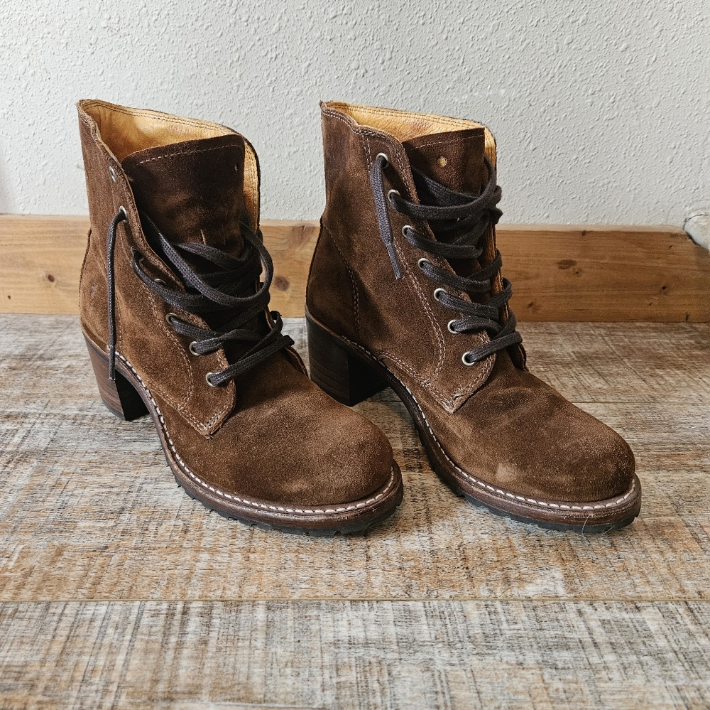 Frye Sabrina